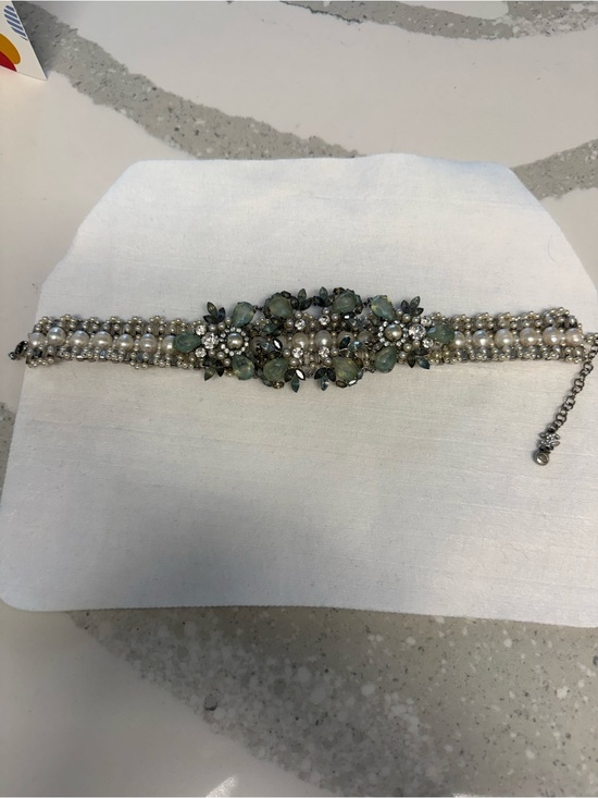 CHANEL Jewelry - 100% Authentic Chanel Vintage Pearl and Blue Crystal Floral Choker necklace